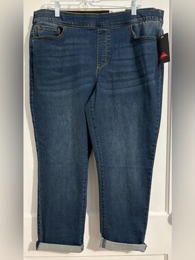 croft & barrow Women's Dark Blue Boyfriend Capri